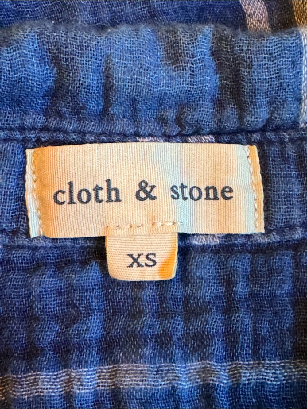 cloth & stone Blue Plaid cotton button down top XS EUC - Picture 6 of 7
